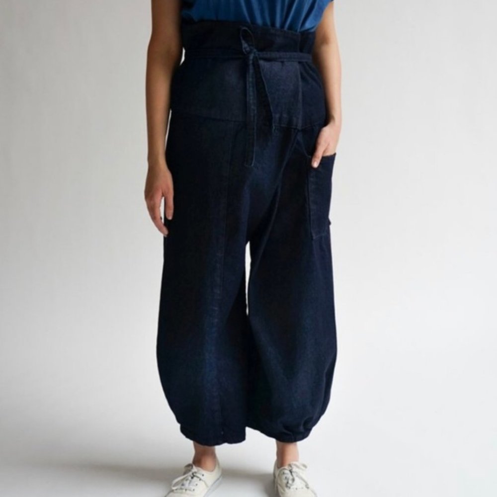 State the Label - Wrap Pants, size Medium Short